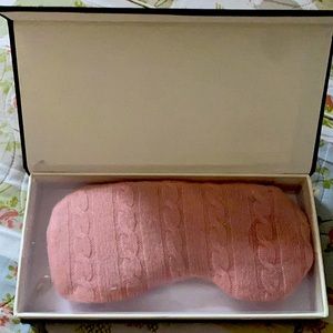 NEW alieva spa 100% cashmere sleep mask - heatable, weighted & lavender infused